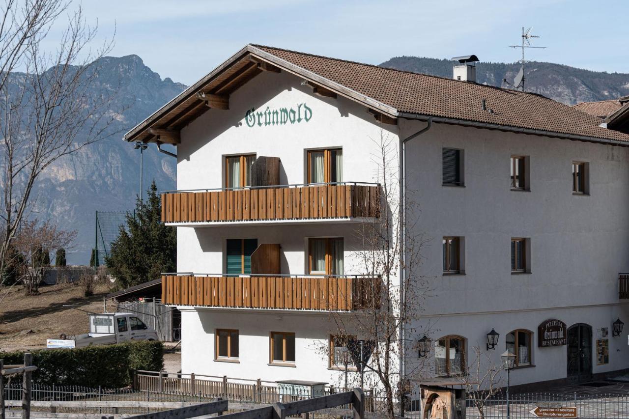 Hotel Gruenwald Salorno Exteriér fotografie