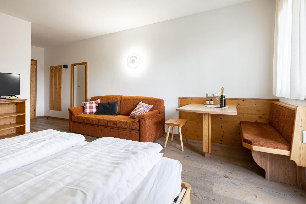 Hotel Gruenwald Salorno Exteriér fotografie