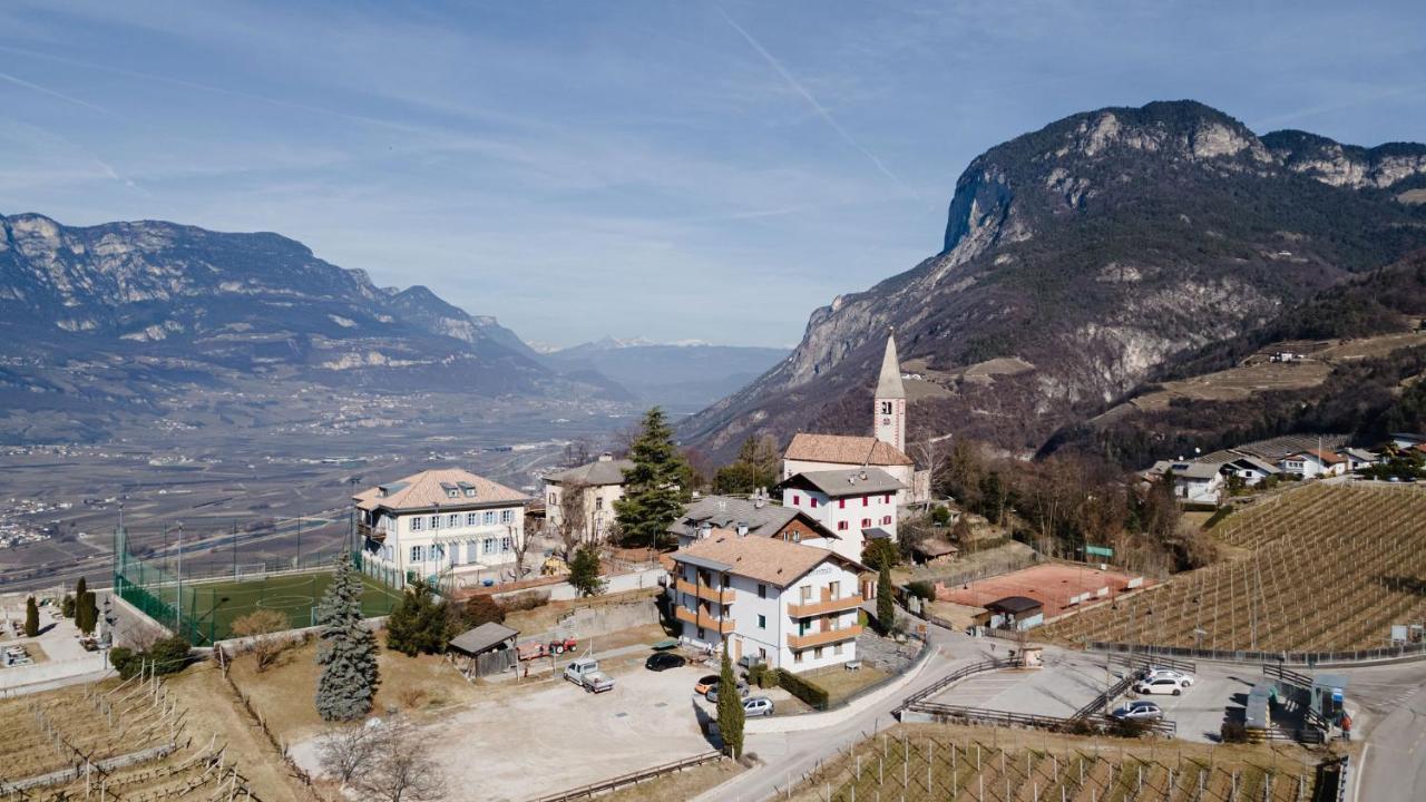 Hotel Gruenwald Salorno Exteriér fotografie