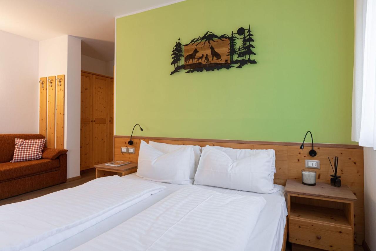 Hotel Gruenwald Salorno Exteriér fotografie