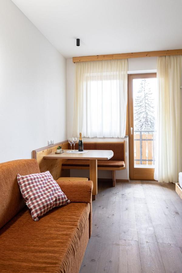 Hotel Gruenwald Salorno Exteriér fotografie