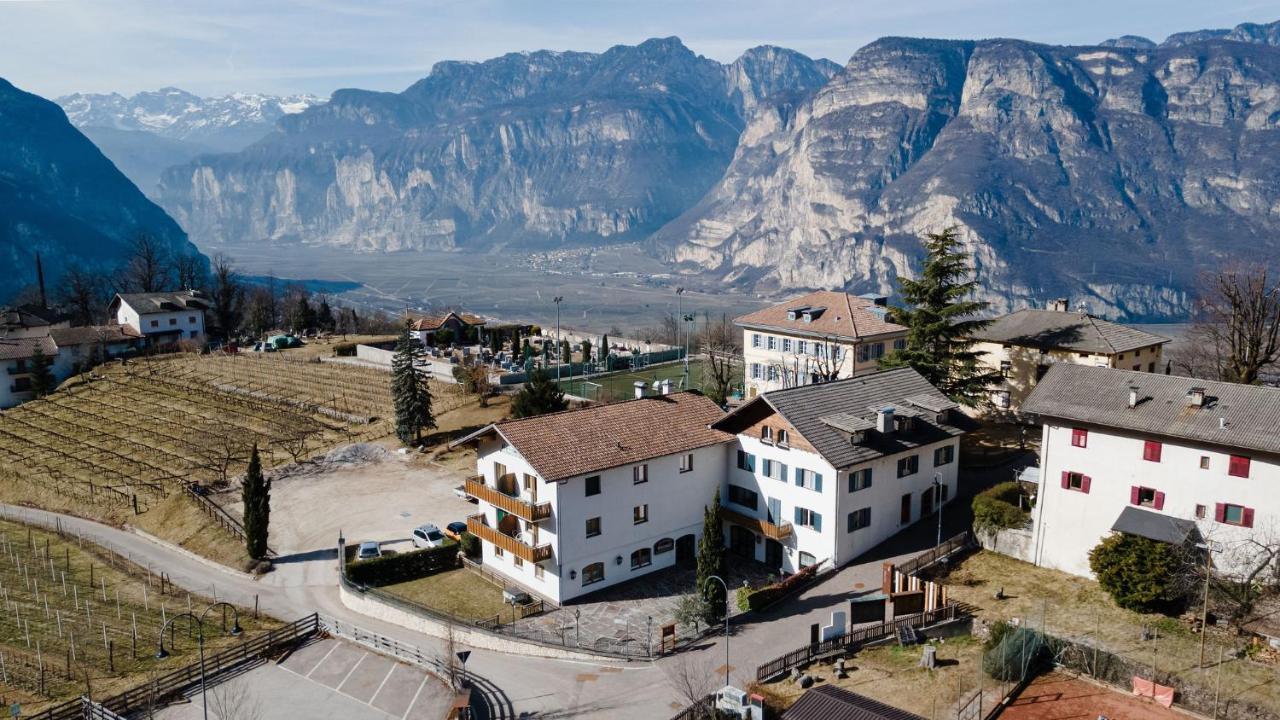 Hotel Gruenwald Salorno Exteriér fotografie