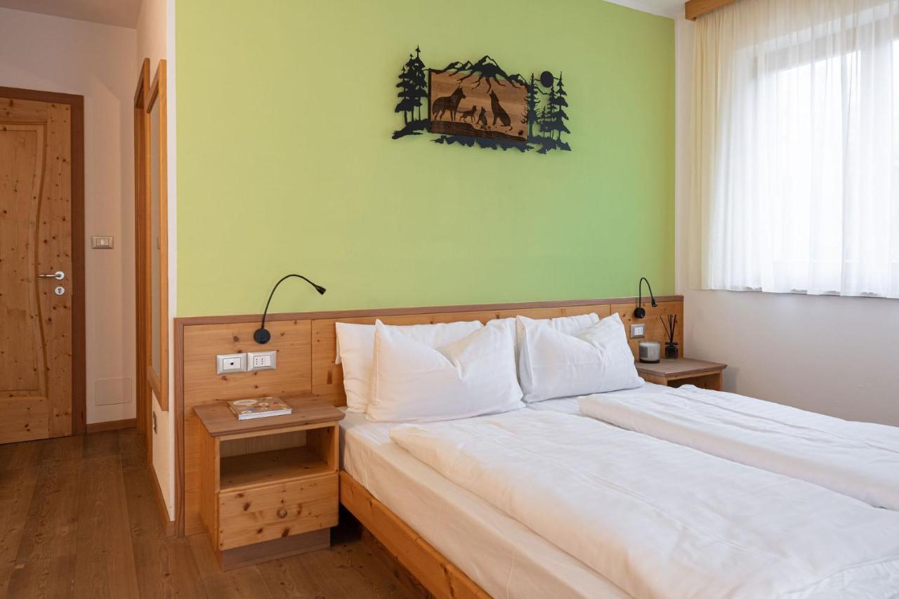 Hotel Gruenwald Salorno Exteriér fotografie