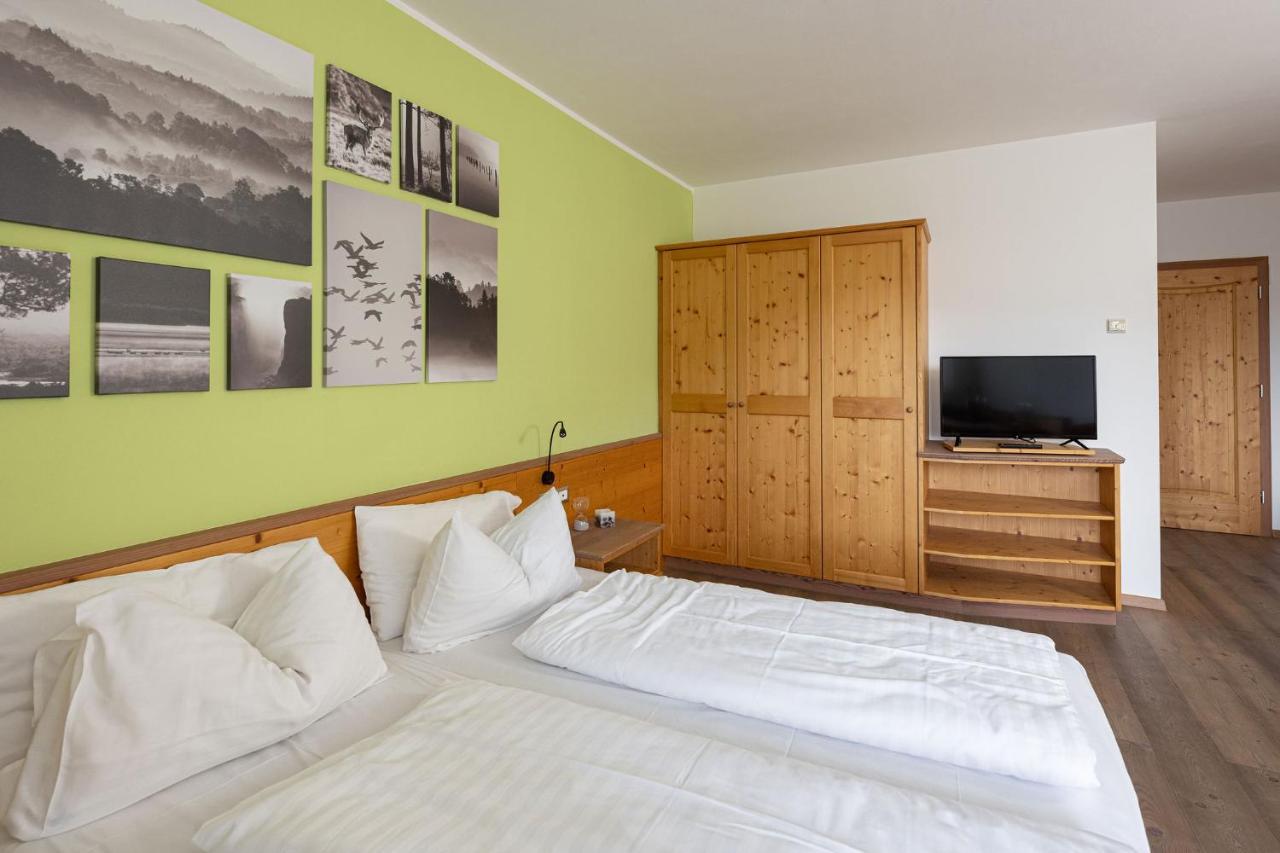 Hotel Gruenwald Salorno Exteriér fotografie